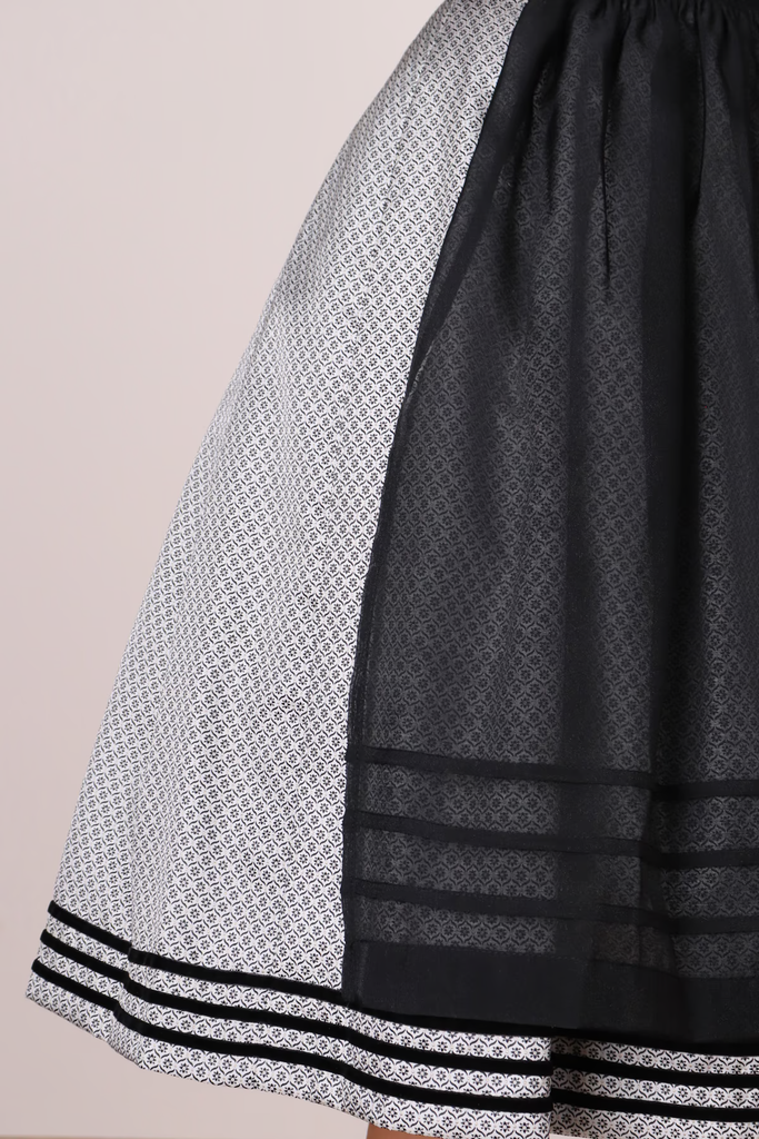 Dirndl - NADIRA - Krüger Madl - inkl. Schürze - 50 cm
