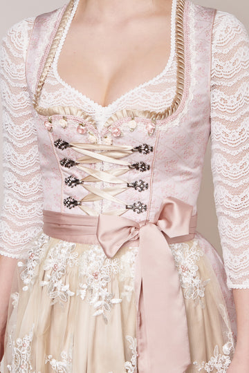 krueger-madl-dirndl blossom-rosa-dquadrat