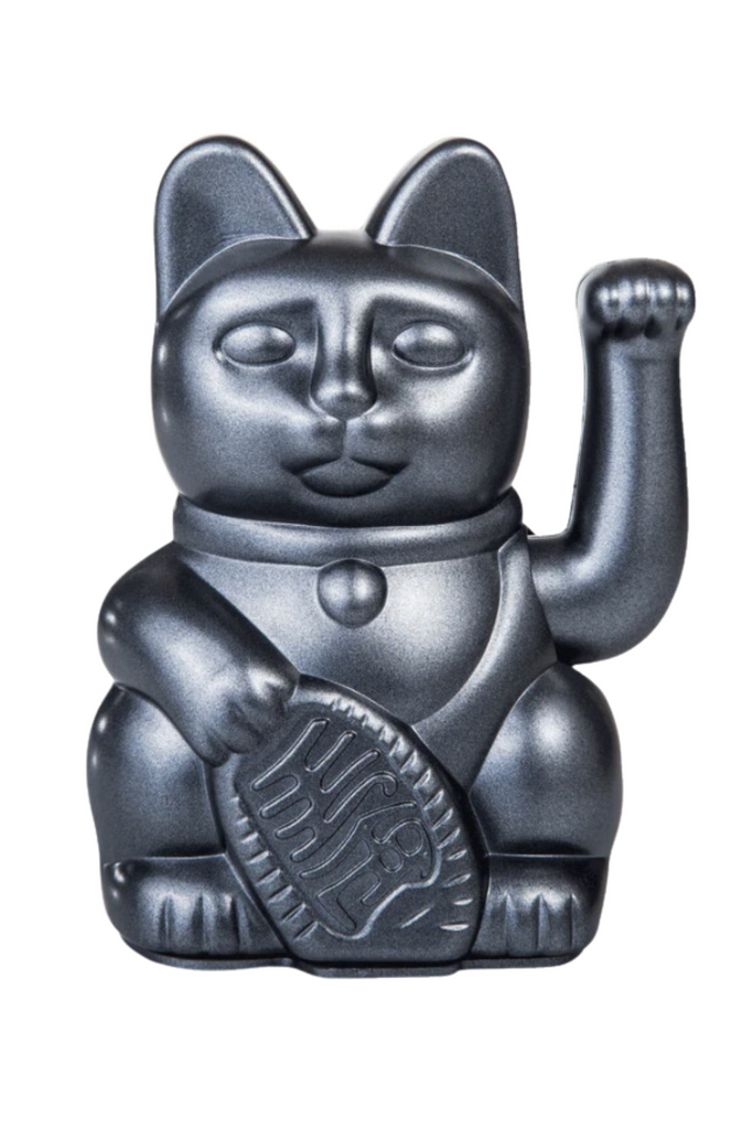 winkekatze-lucky-cat-donkey-products-dquadrat