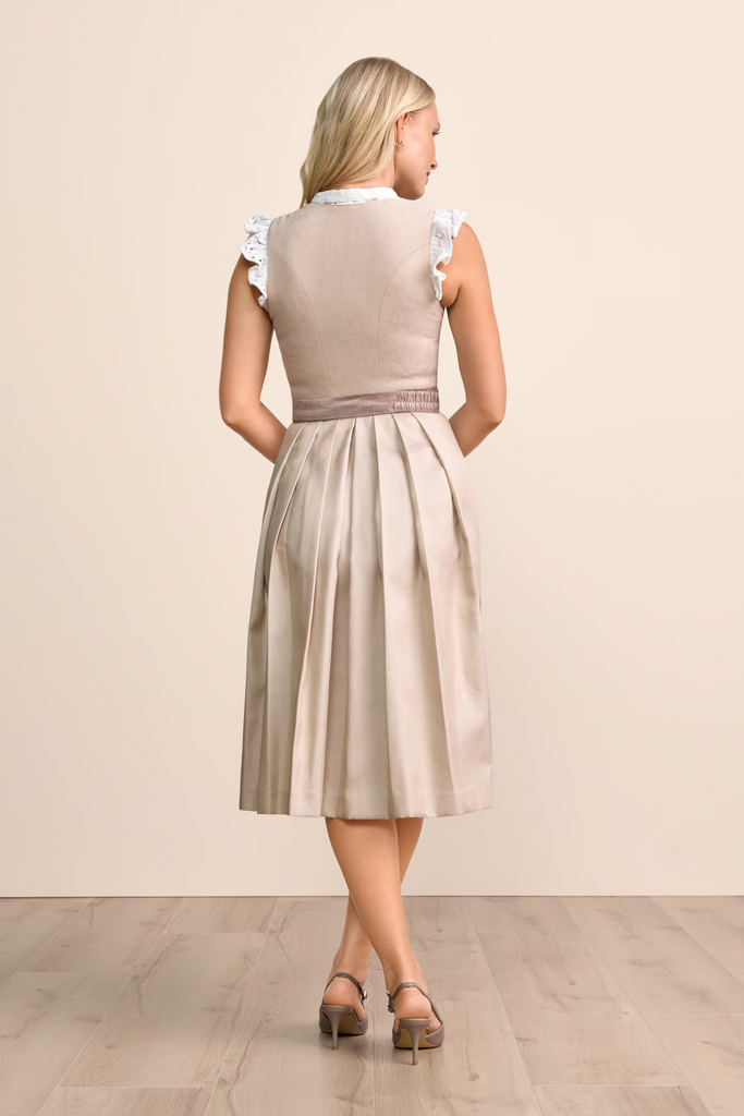 DirndlEVI-KrugerMadl-70cm-419069-070-0023-dquadrat_4