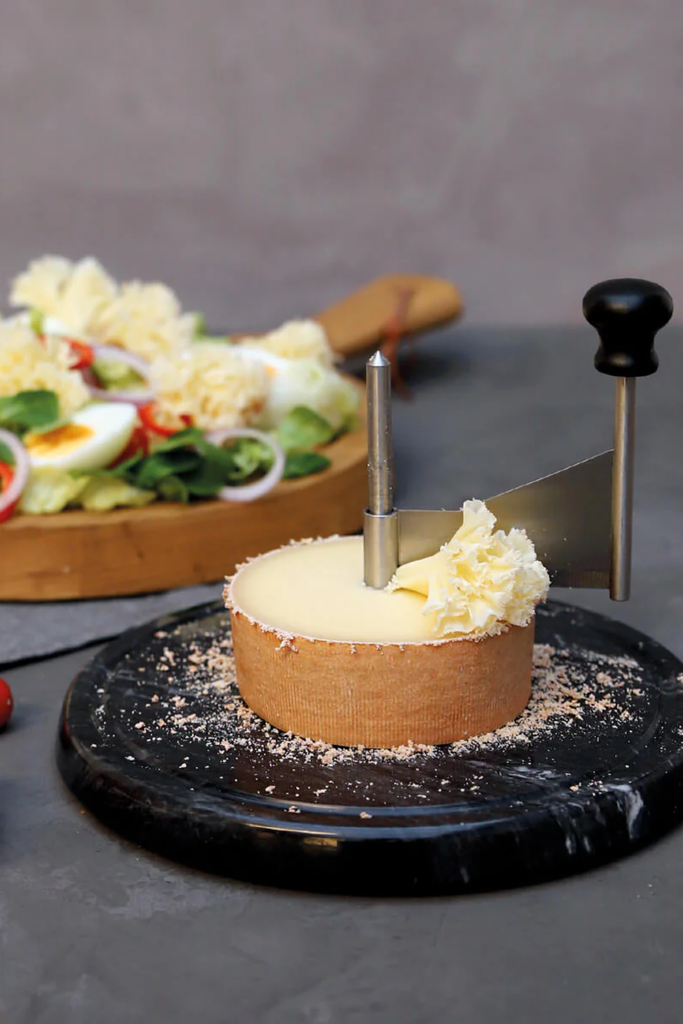 KaseschaberMarmor-850520-Boska-dquadrat_4