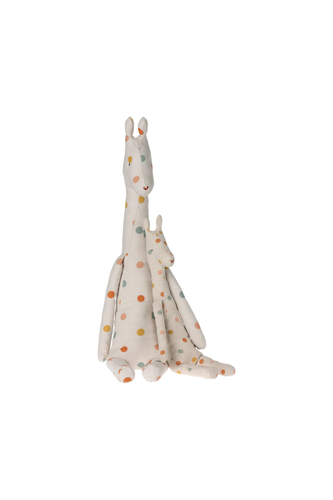 Safari_Friends_-_Medium_Giraffe_-_16-5606-00_-_Maileg-dquadrat-2