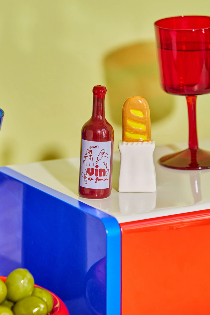 Salz_Pfeffersteuer-Baguette_Wine-ASAAPEBAGUETTE-FluidMarket-Kuche-dquadrat_1