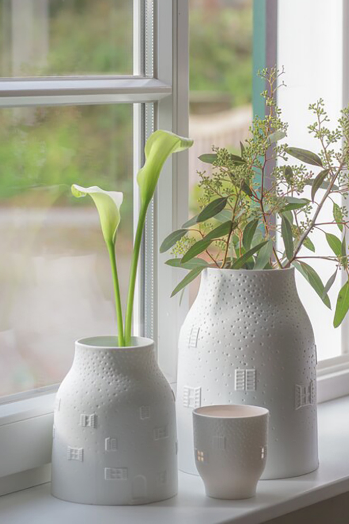 Teelichthalter - Winterhaus Fensterlicht - 92732 - Räder Design-dquadrat