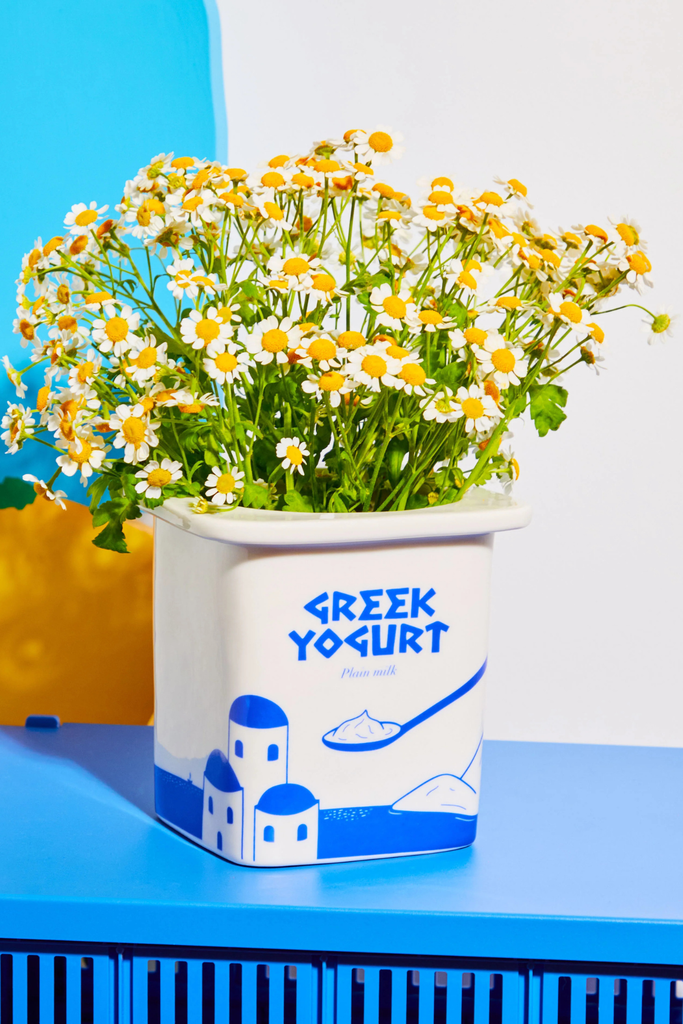 VasePot-GreekYoghurt-AAVSEYGTGR-FluidMarket-Wohnen-dquadrat_3_622344e3-0ce9-4a42-8c0e-b38d2175993e