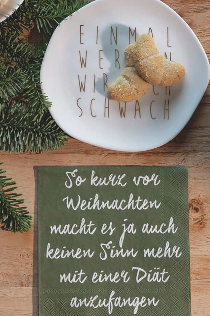 Weihnachtsteller-KleinEinmalwerdenwirnochschwach-92849-RaderDesign-dquadrat_1