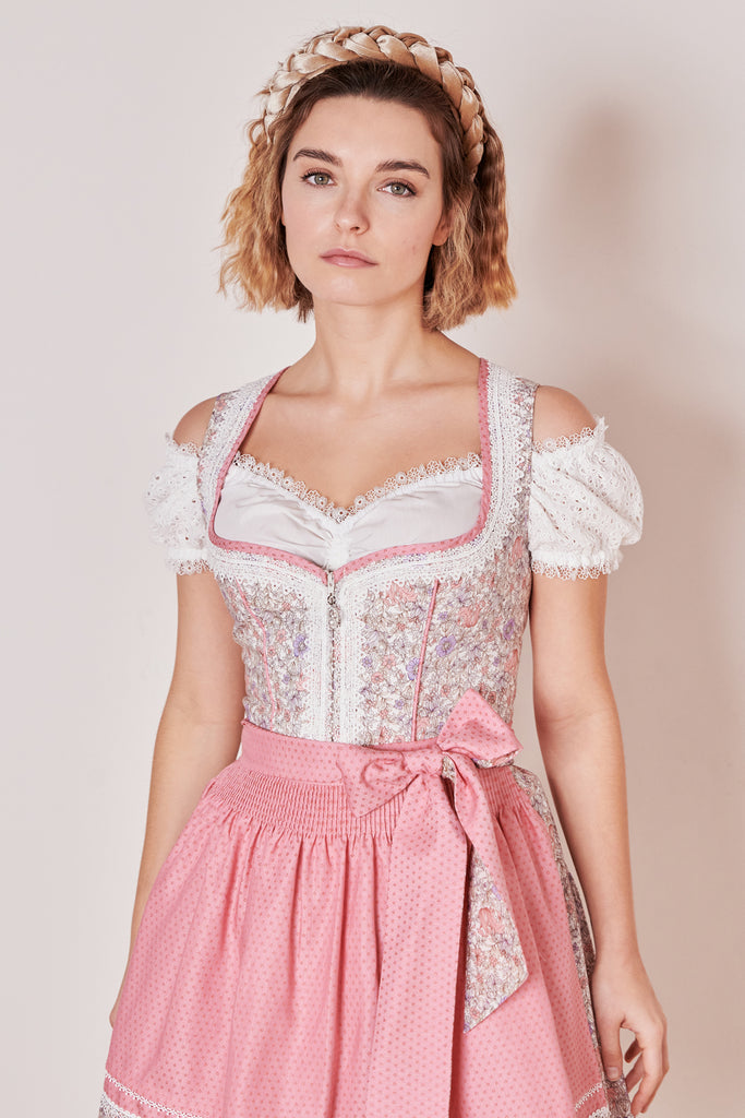 dirndl-adarna-madl-krueger-rose-414067-060-0233-dquadrat_15