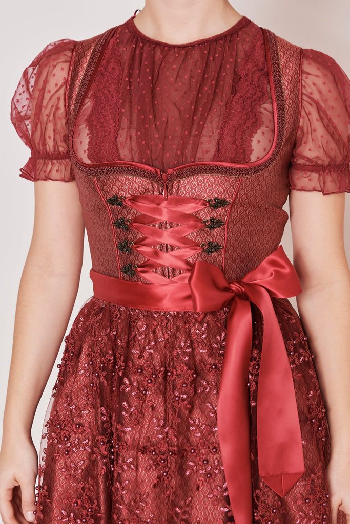 dirndl-armanda-madl-krueger-rot-419467-050-0009-dquadrat_14