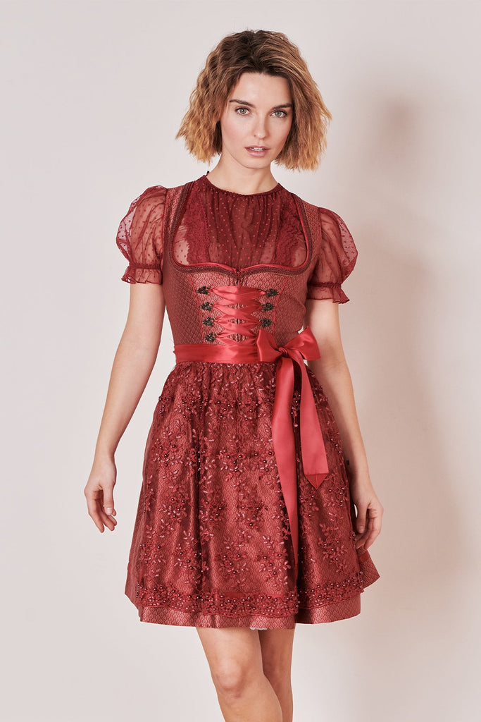 dirndl-armanda-madl-krueger-rot-419467-050-0009-dquadrat_16