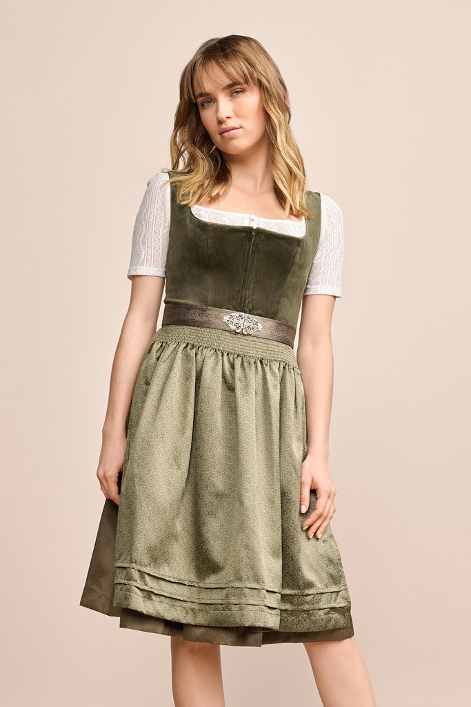 dirndl-aurela-krueger-madl-412669-060-0056-dunkelgruen-dquadrat_3
