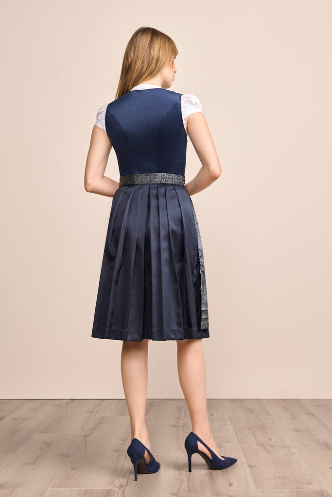 dirndl-aurela-krueger-madl-412669-060-0080-marine-dquadrat_3