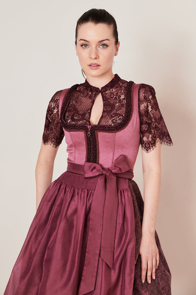  Analyzing image     dirndl-danila-collection-krueger-pink-11416-60600-035-dquadrat_7