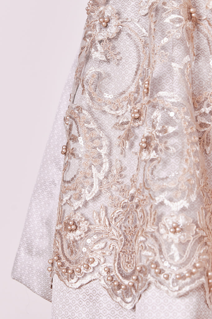 dirndl-freda-madl-krueger-beige-414867-050-0023-dquadrat_13