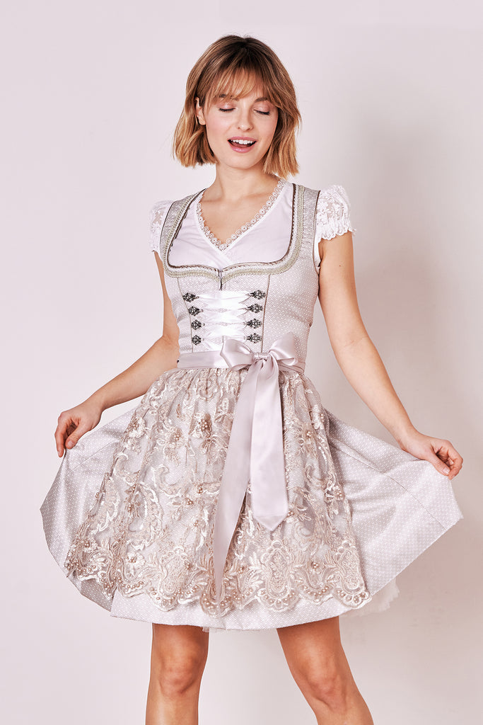  Analyzing image     dirndl-freda-madl-krueger-beige-414867-050-0023-dquadrat_16