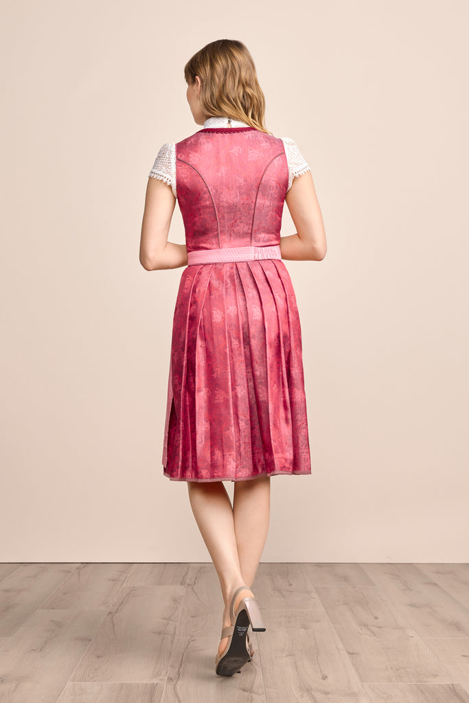 dirndl-fynia-krueger-madl-414369-060-0009-rot-dquadrat_4