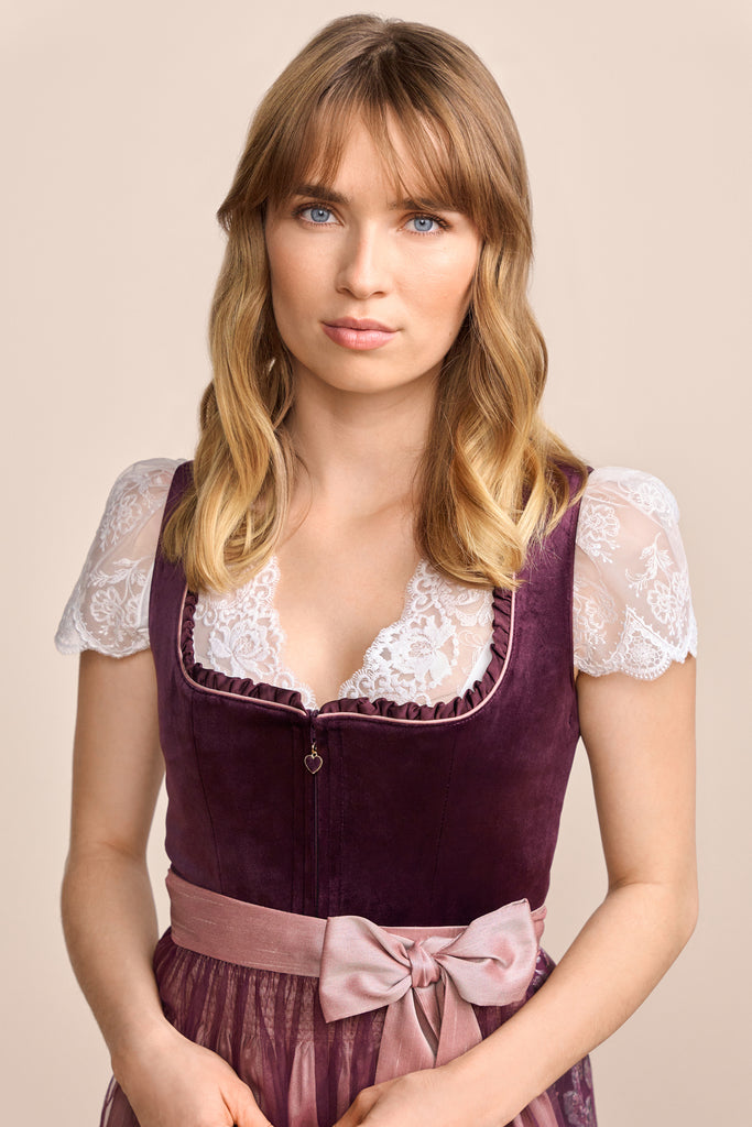 dirndl-joelina-krueger-madl-415168-070-0090-bordeaux-dquadrat_2