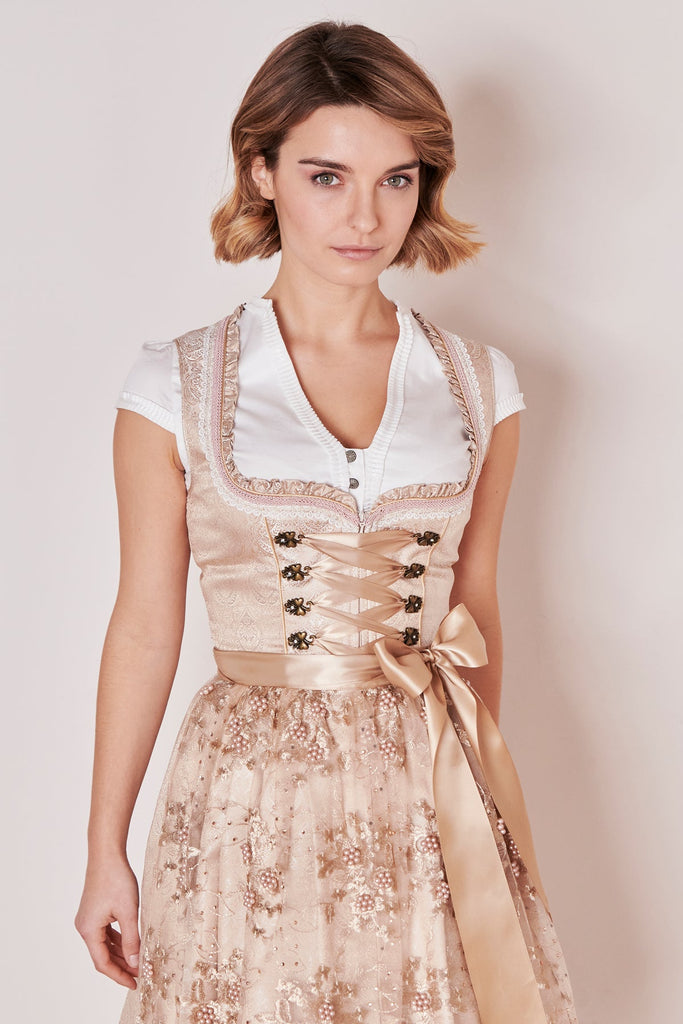  Analyzing image    dirndl-kalia-madl-krueger-natur-417565-050-0015-neu-dquadrat_15