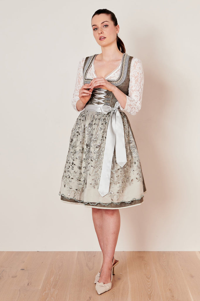 dirndl-kayla-collection-krueger-schilf-117167-060-0052-dquadrat_2