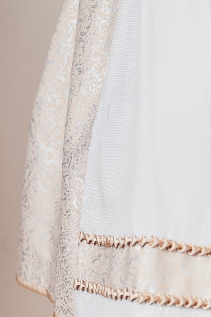 dirndl-marit-collection-krueger-grau-116967-070-0044-dquadrat_6