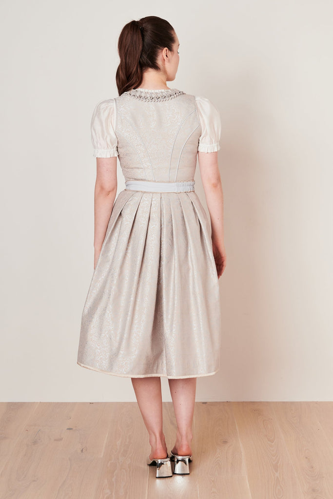 dirndl-marit-collection-krueger-grau-116967-070-0044-dquadrat_7