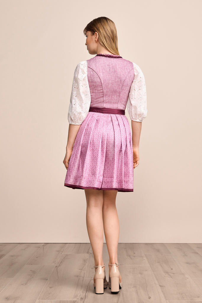 dirndl-maryanne-krueger-madl-416169-050-0034-flieder-dquadrat_4