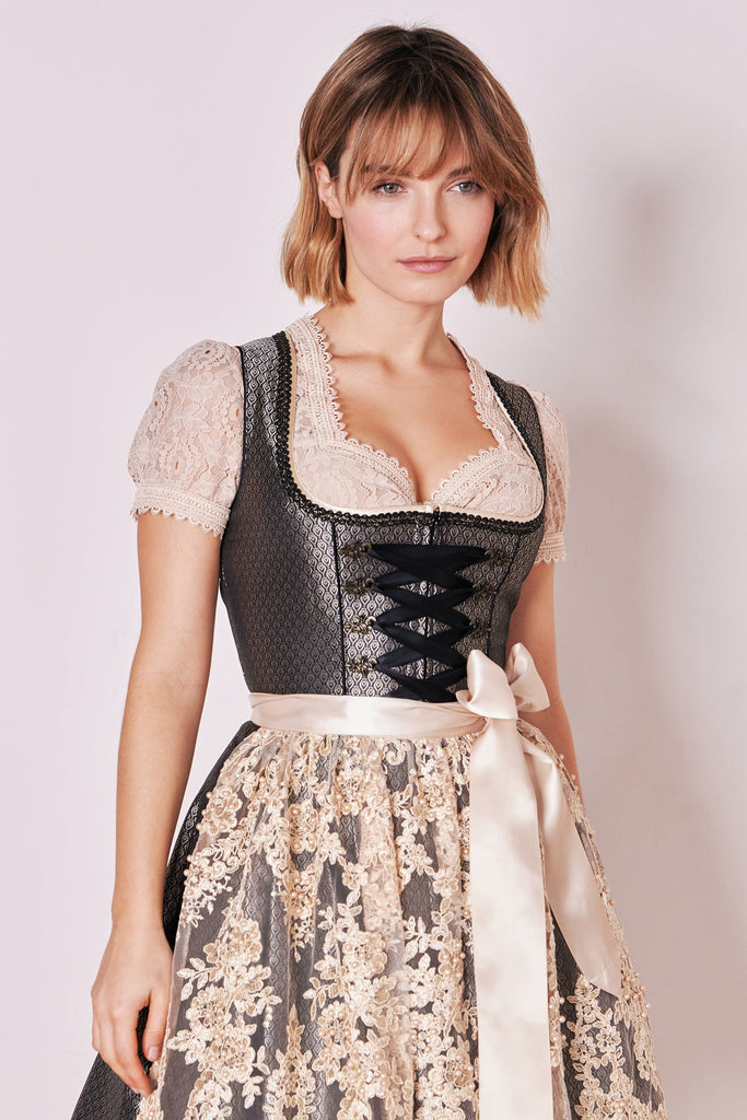  Analyzing image    dirndl-merima-madl-krueger-schwarz-419567-050-0004-dquadrat_15