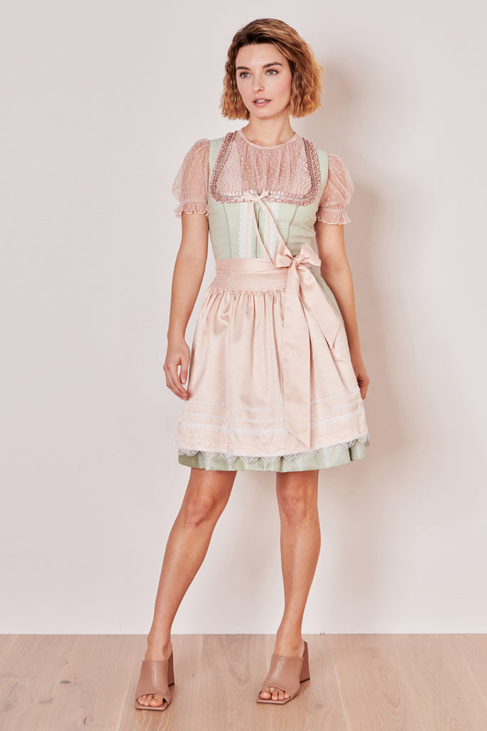 dirndl-rina-madl-krueger-hellgruen-414667-050-0051-dquadrat_12