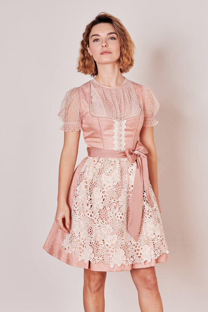 dirndl-shania-madl-krueger-apricot-416967-050-0036-dquadrat_17