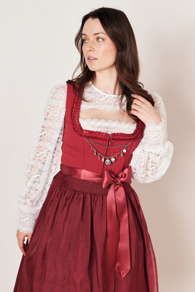 dirndl-shiloh-collection-krueger-rot-114766-070-0009-dquadrat_3