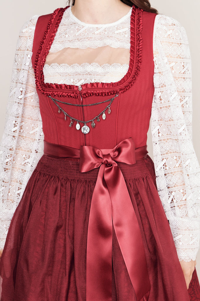 dirndl-shiloh-collection-krueger-rot114766-060-0009_2_dquadrat
