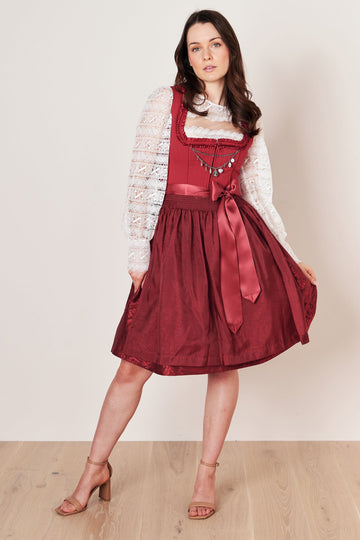 dirndl-shiloh-collection-krueger-rot114766-060-0009_8_dquadrat