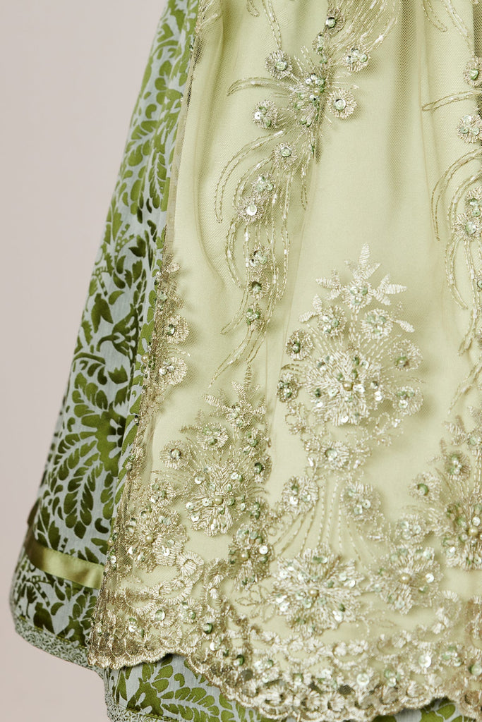 dirndl-wibke-collection-krueger-gruen-116666-070-0005-dquadrat_6