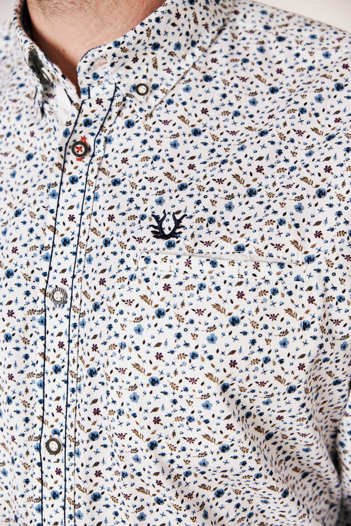 trachtenhemd-carter-buam-krueger-weiss-blau-911767-000-0108-dquadrat_4