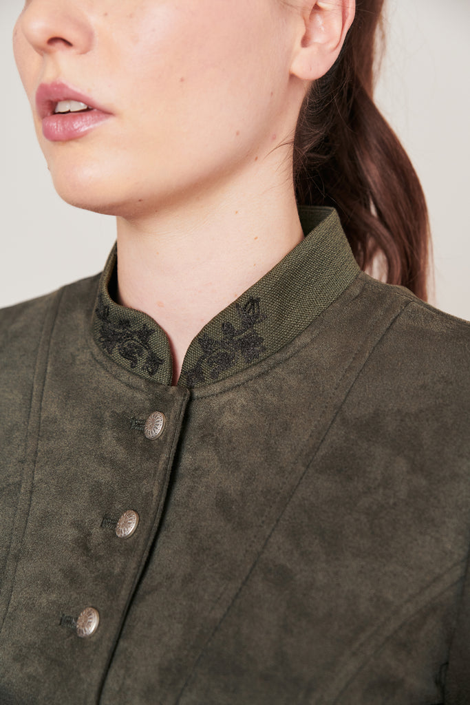 trachtenjacke-edurne-collection-krueger-oliv-274067-000-0057-dquadrat_5