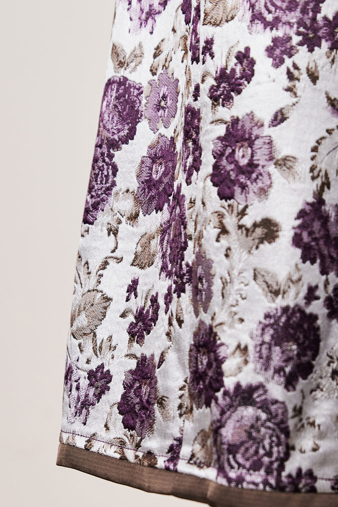  Analyzing image    trachtenrock-judy-collection-krueger-beere-266167-070-0031-dquadrat_4