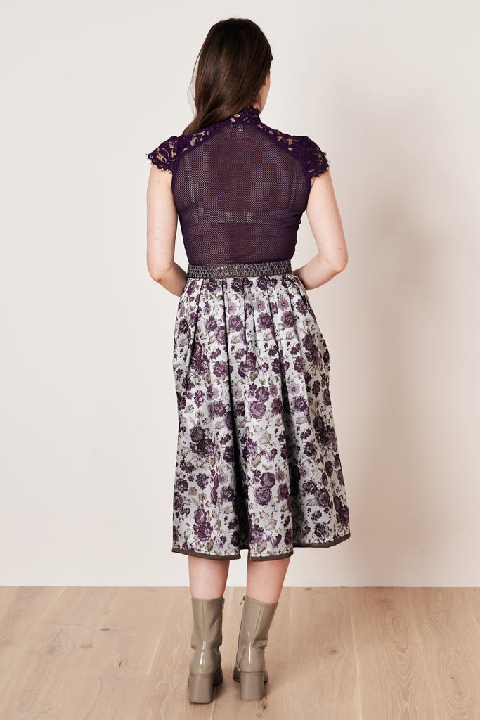 trachtenrock-judy-collection-krueger-beere-266167-070-0031-dquadrat_5