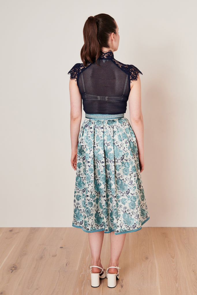  Analyzing image    trachtenrock-judy-collection-krueger-tuerkis-266167-070-0055-dquadrat_6