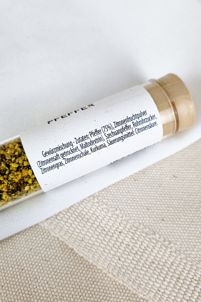 gewürze im reagenzglas Zitronen-Pfeffer