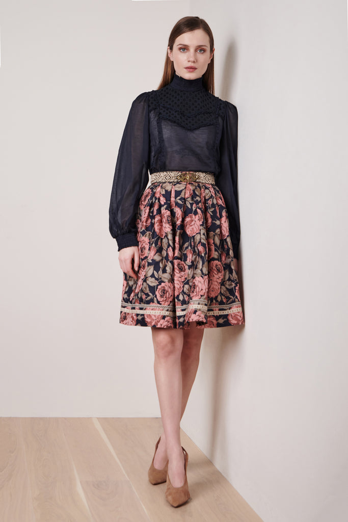 krueger-collection-rock-bunt casey