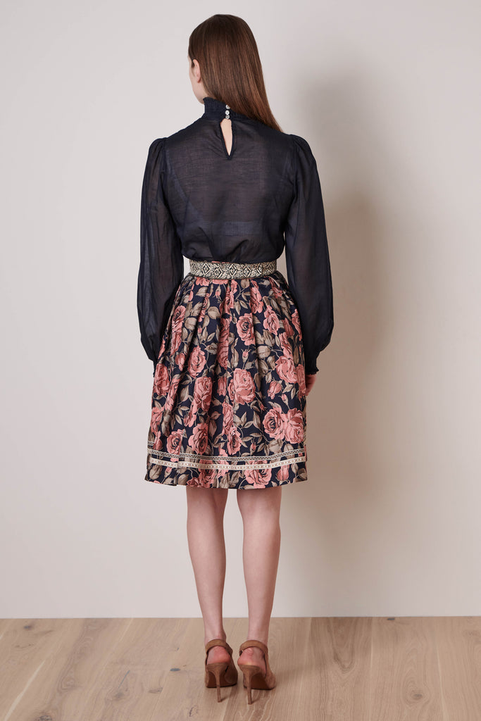 krueger-collection-rock-bunt casey