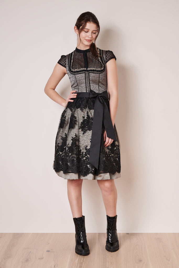 krueger-madl-dirndl-loreen-schwarz