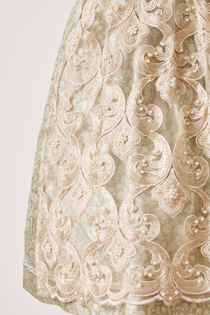 krueger-madl-dirndl-edina-hellgruen