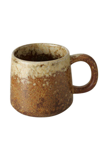 becher-braun-mit-henkel