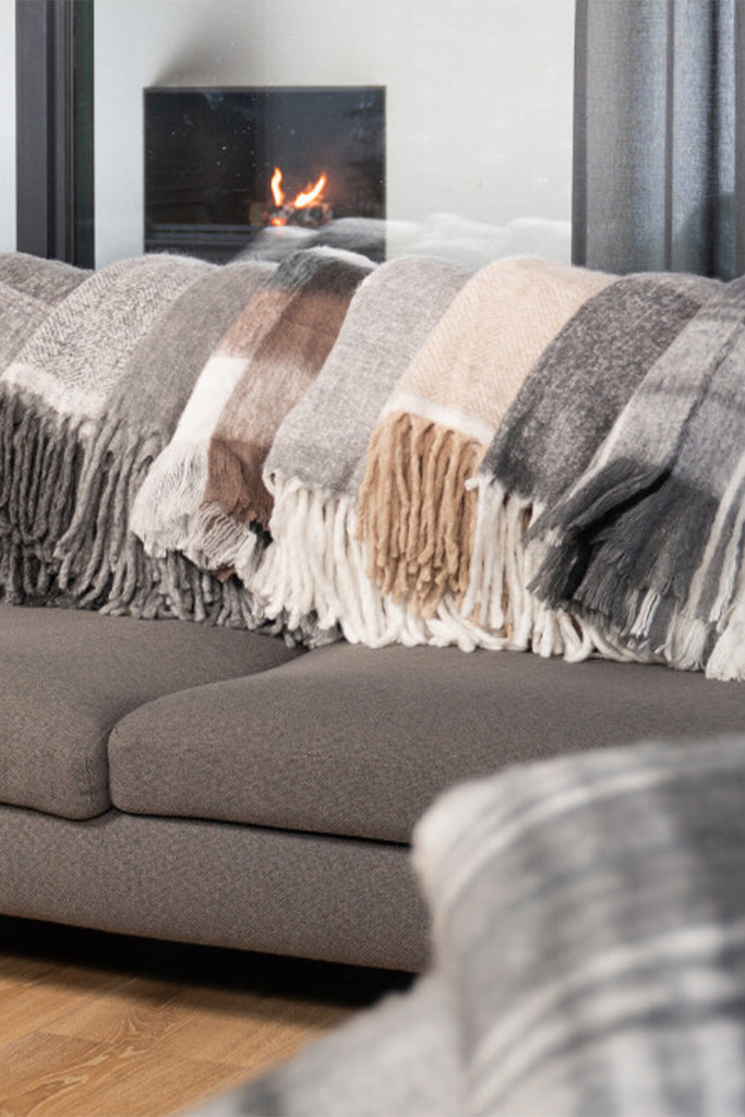 decke in wolloptik braun beige kariert