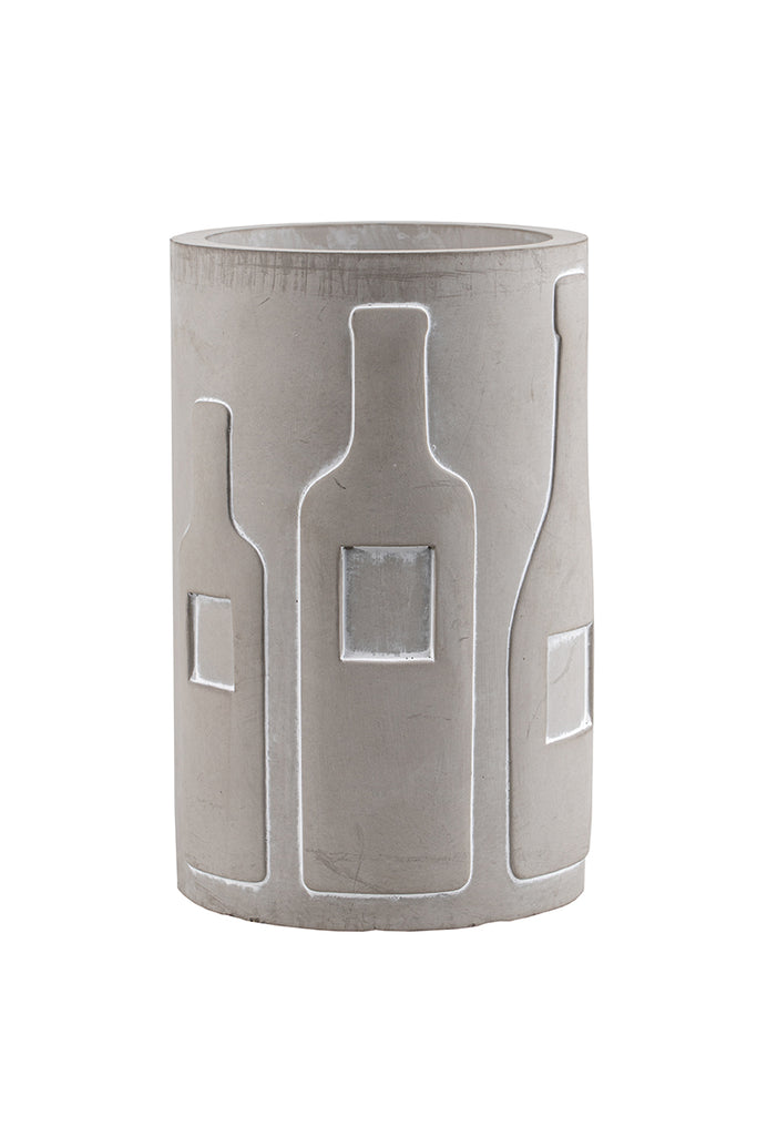 weinkühler aus beton mit flaschen von räder